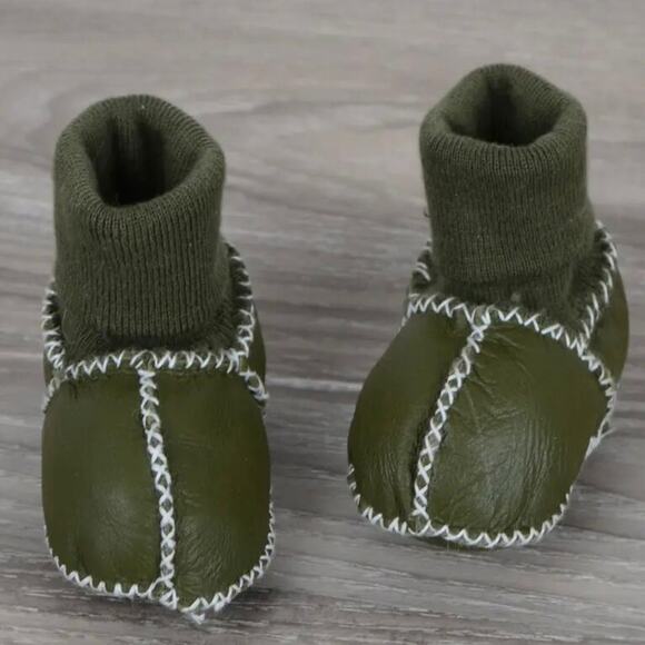 New  leather, lined baby winter shoes Size 3 - Picture 1 of 4